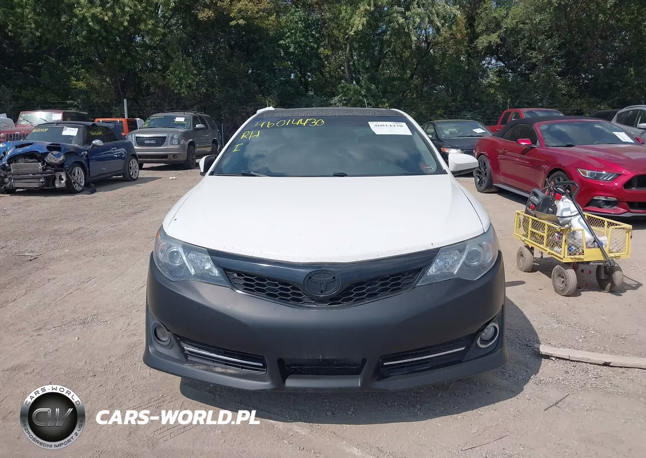 2014 Toyota Camry Se VIN:4T1BF1FK1EU468997 - 12