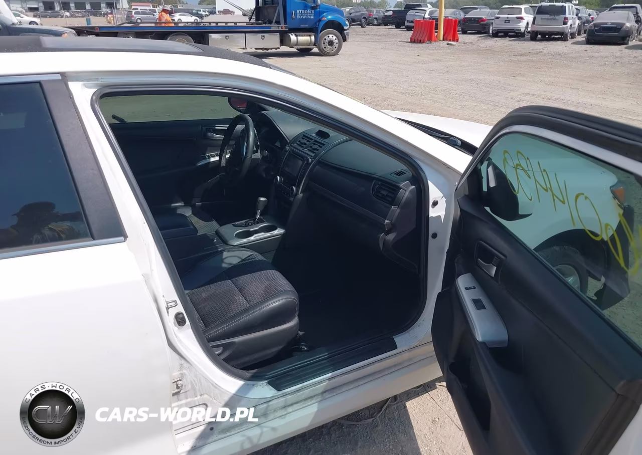 2014 Toyota Camry Se VIN:4T1BF1FK1EU468997 - 5