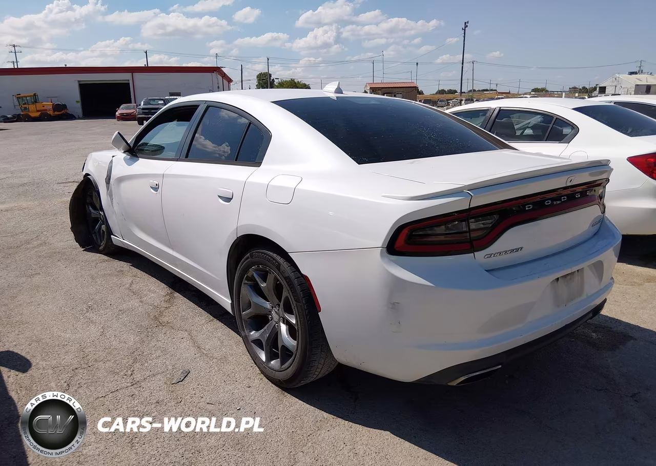 2015 Dodge Charger Sxt VIN:2C3CDXHG2FH886729 - 3