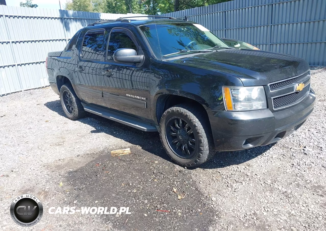 2013 Chevrolet Avalanche Lt – zdjęcie 1 z 16