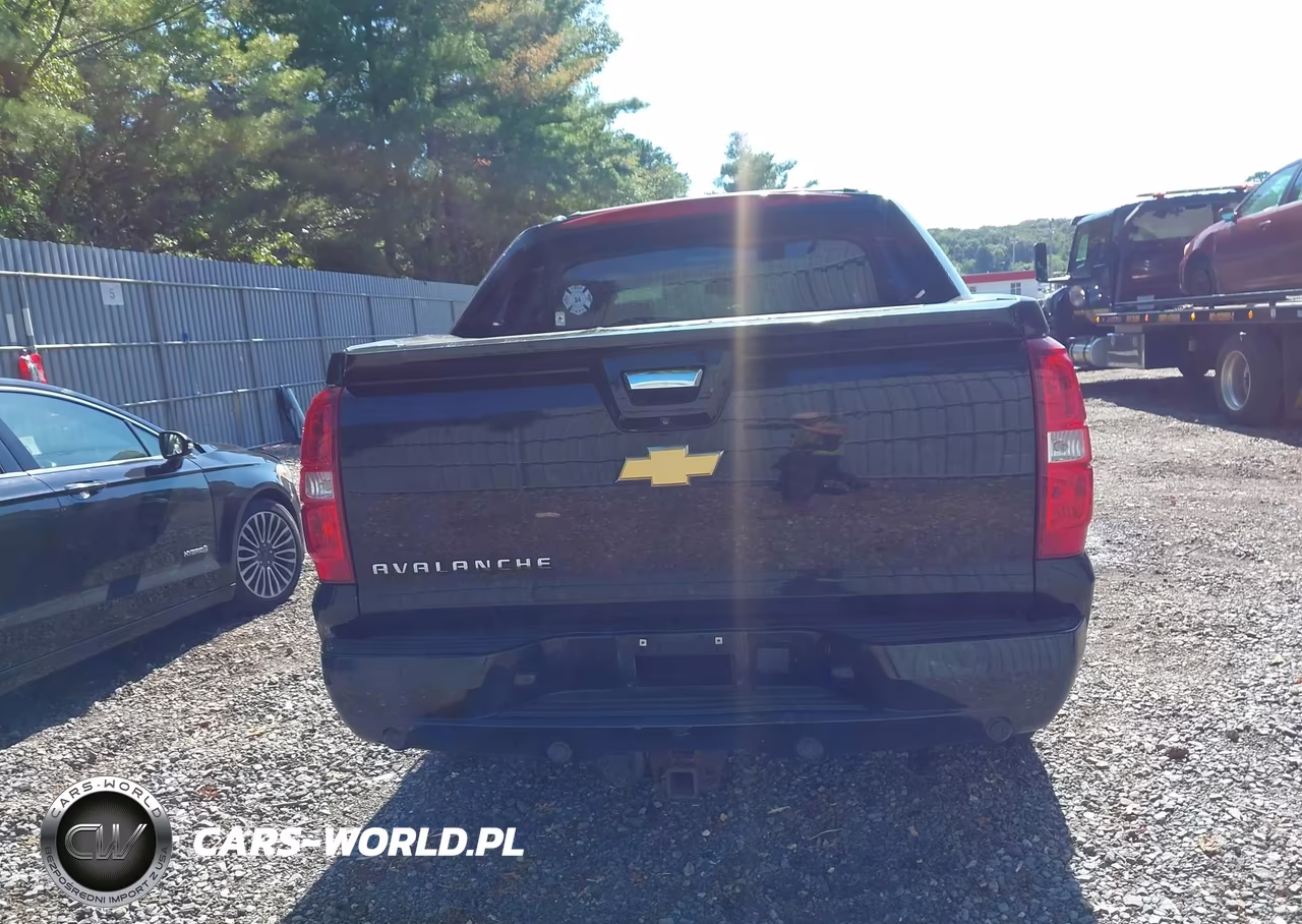 2013 Chevrolet Avalanche Lt VIN:3GNTKFE71DG146092 - 16