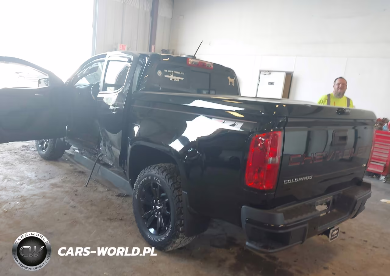 2022 Chevrolet Colorado 4Wd Short Box Z71 VIN:1GCGTDENXN1166819 - 3