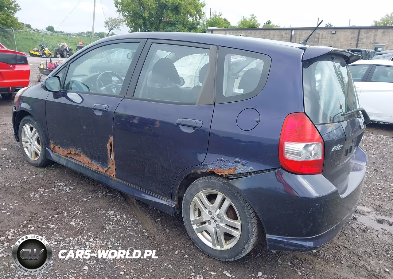 2008 Honda Fit Sport VIN:JHMGD386X8S070018 - 3