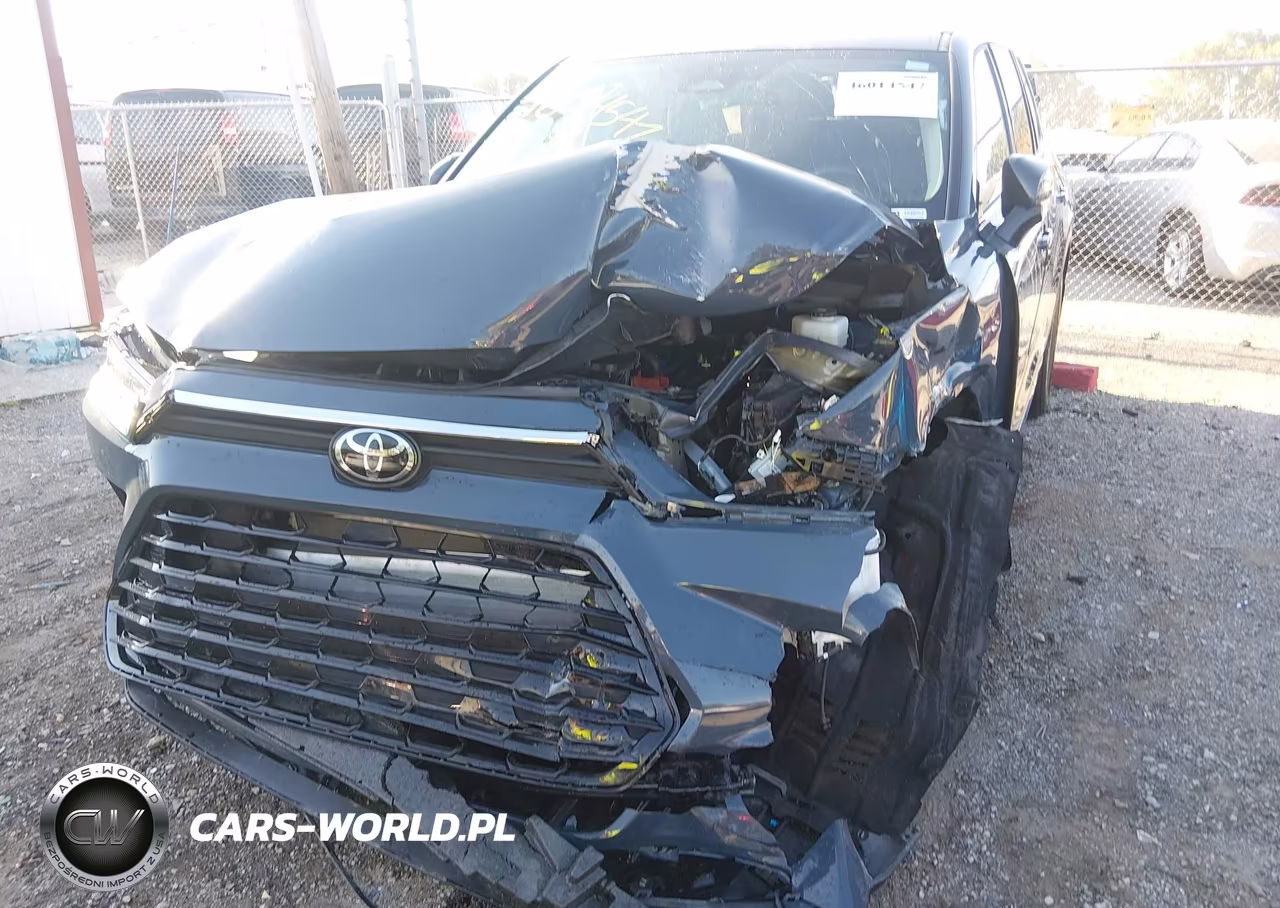 2026 Toyota Grand Highlander Xle VIN:5TDAAAB53TS108923 - 6