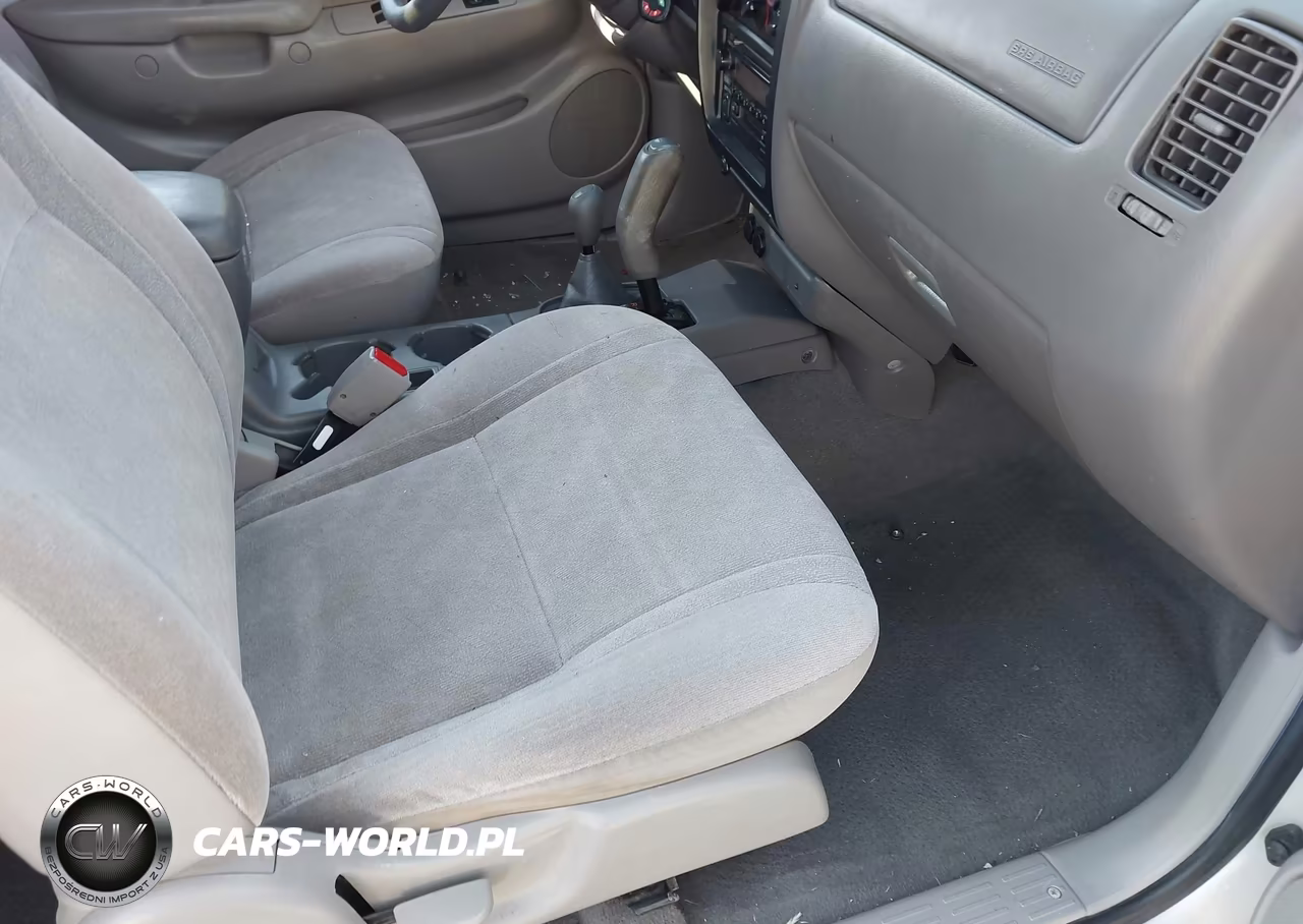 2002 Toyota Tacoma Base V6 VIN:5TEWN72N92Z133906 - 5