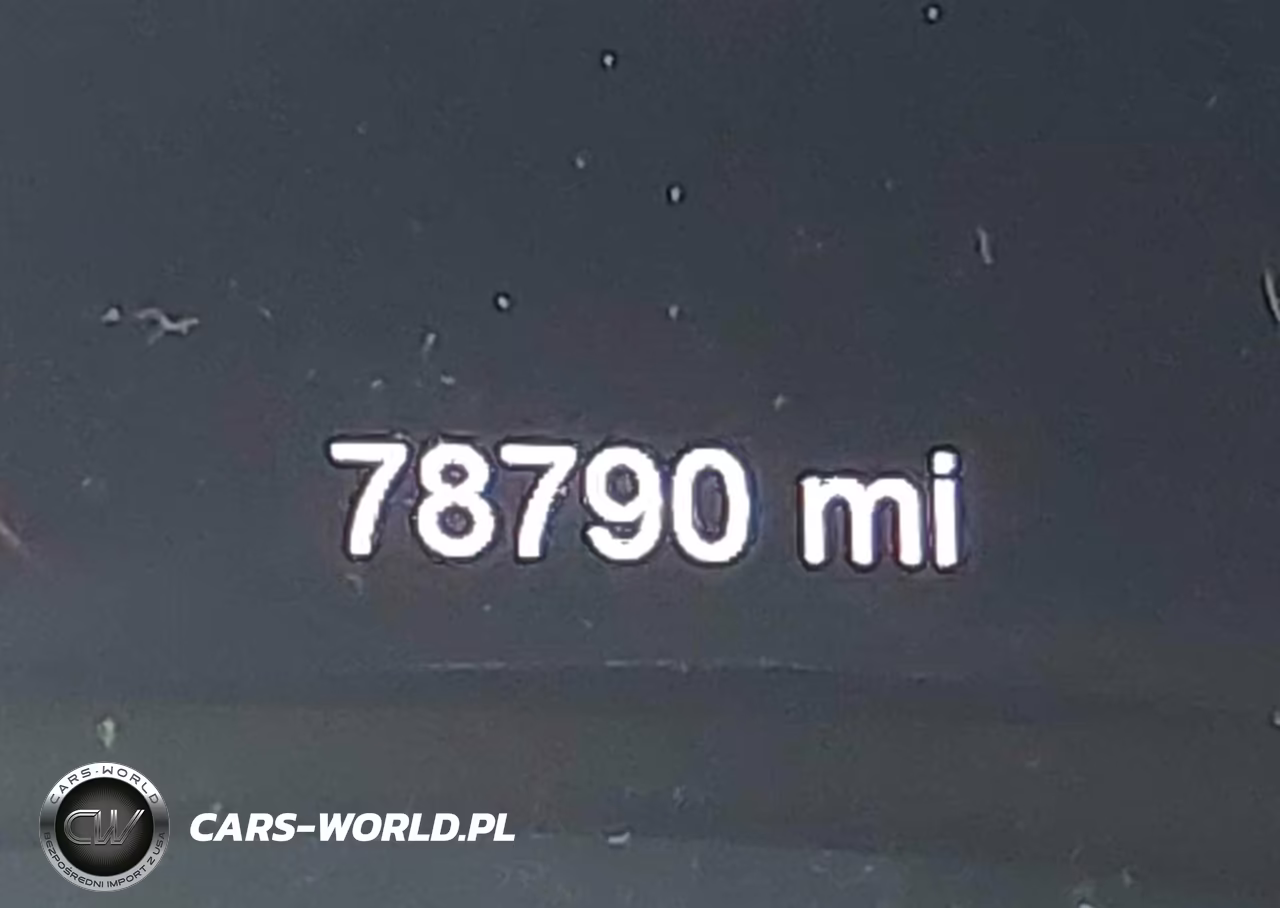 2019 Jeep Grand Cherokee Limited 4X2 VIN:1C4RJEBG2KC630566 - 16