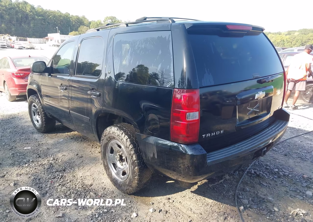 2009 Chevrolet Tahoe Lt1 VIN:1GNEC23329R158970 - 3