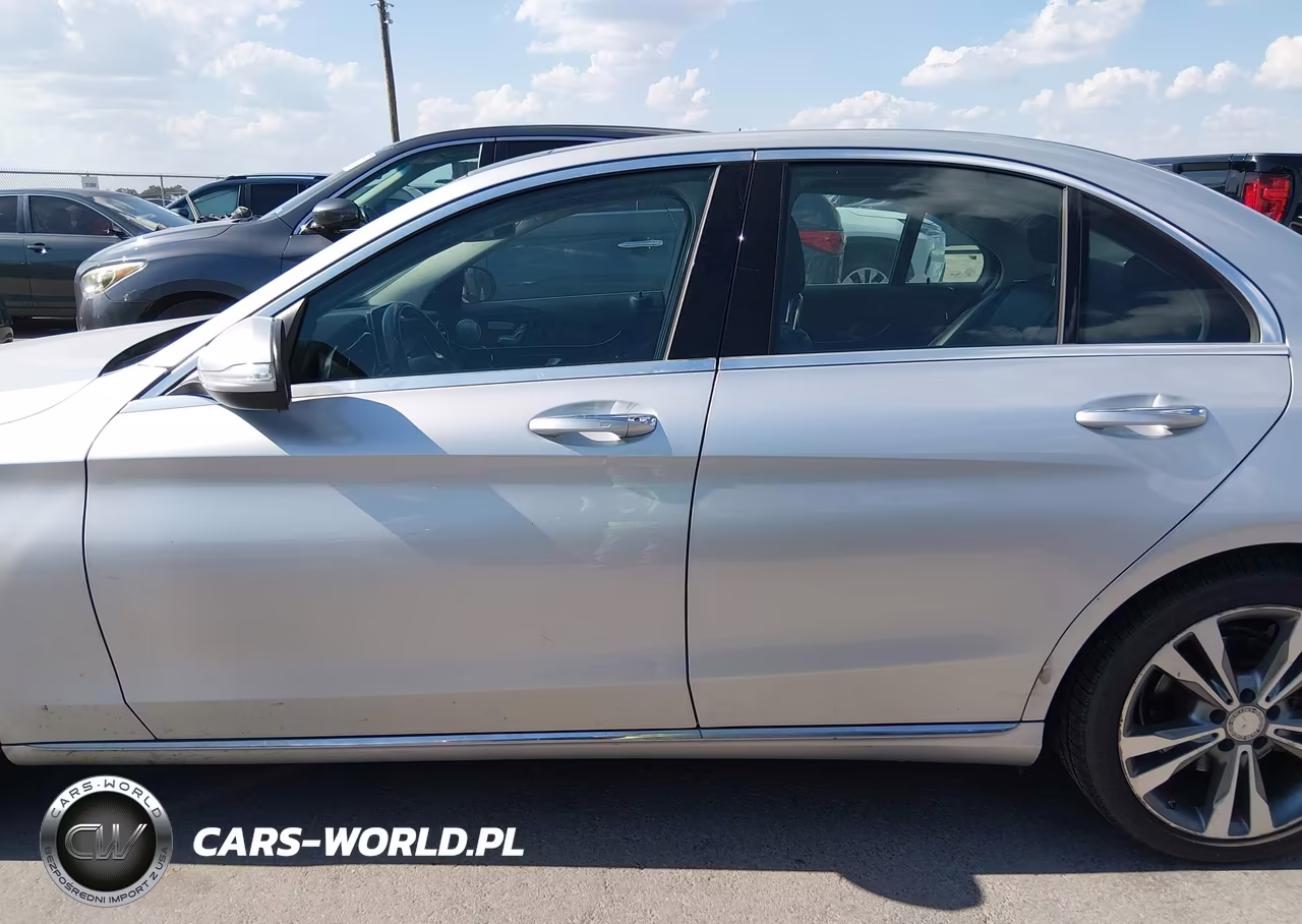 2015 Mercedes-Benz C 300 4Matic VIN:55SWF4KB1FU003688 - 14