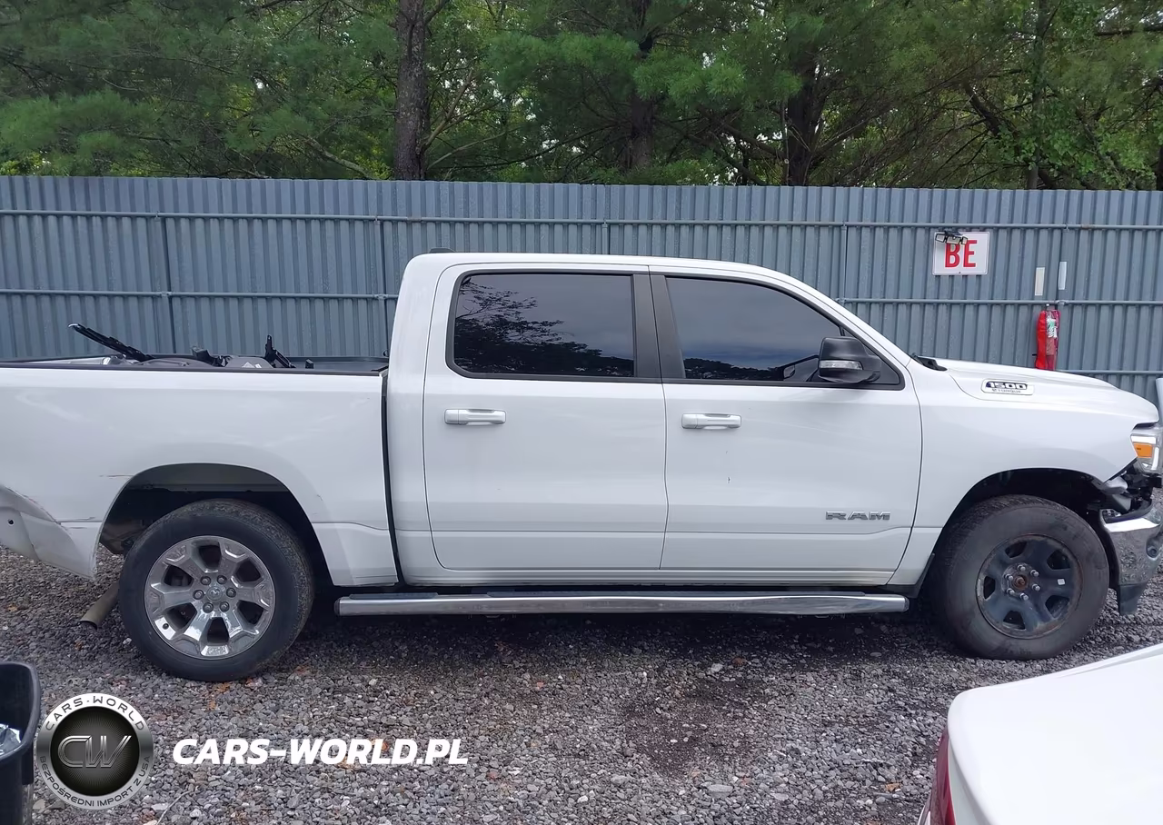 2021 Ram 1500 Big Horn 4X4 5'7 Box VIN:1C6RRFFGXMN784191 - 13