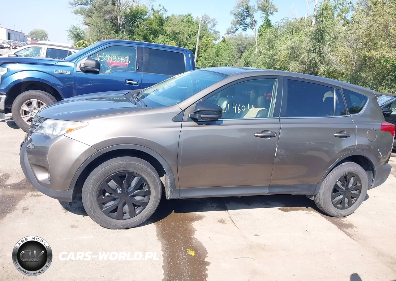 2015 Toyota Rav4 Le VIN:JTMBFREV1FD110038 - 14