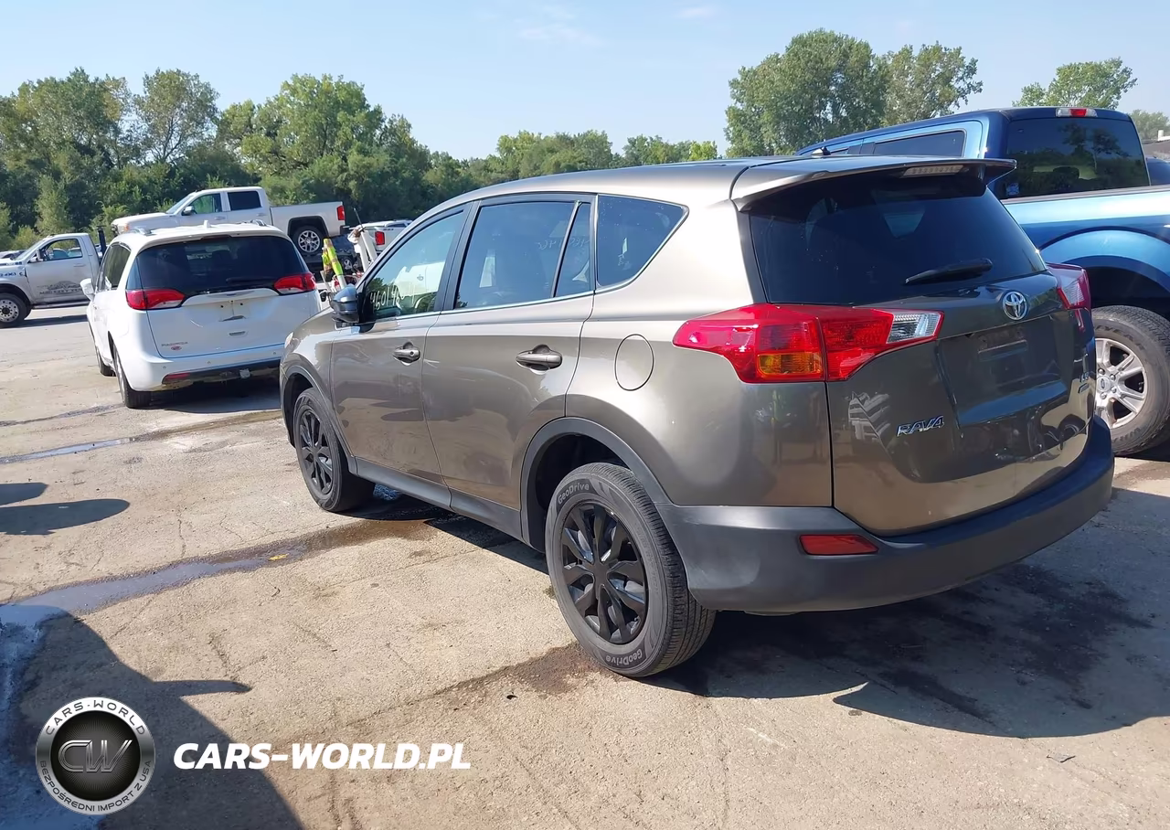 2015 Toyota Rav4 Le VIN:JTMBFREV1FD110038 - 3