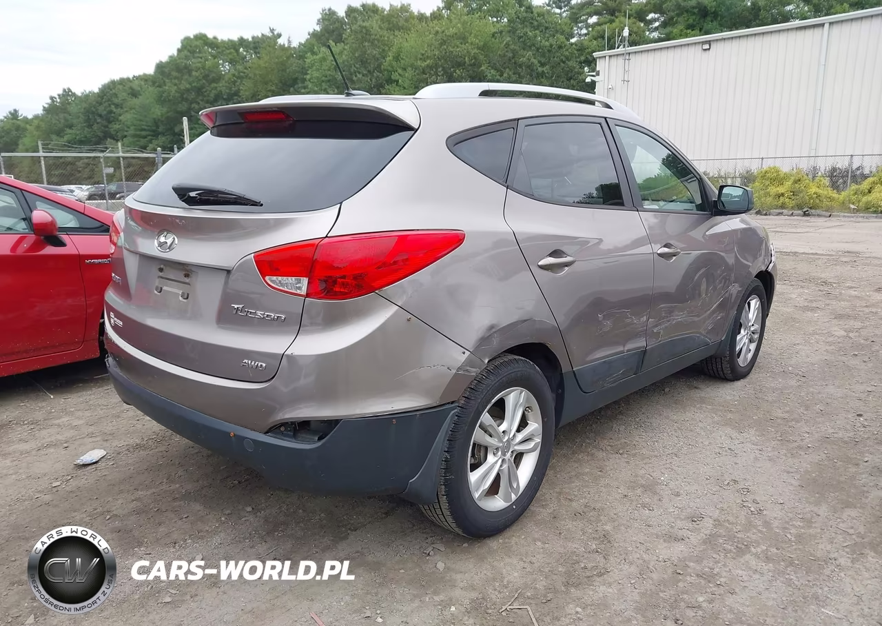 2012 Hyundai Tucson Gls VIN:KM8JUCACXCU418870 - 4
