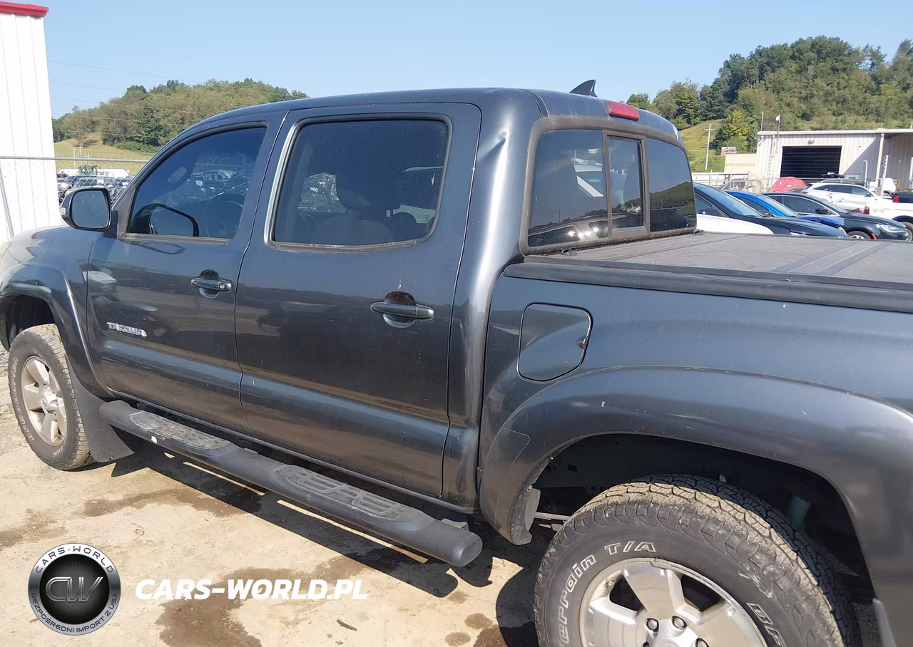 2014 Toyota Tacoma Base V6 VIN:5TFLU4EN9EX094925 - 15