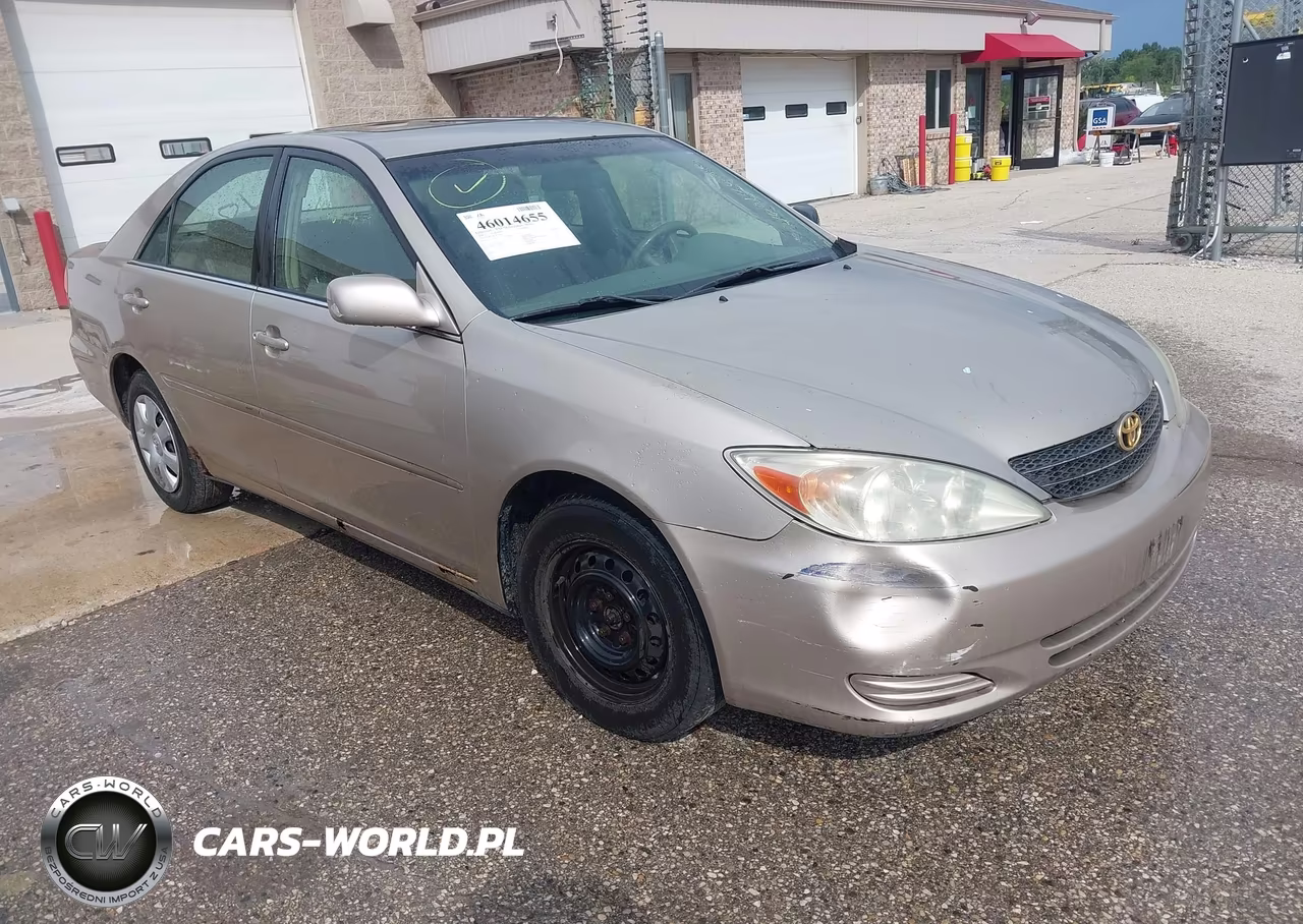 2004 Toyota Camry Le