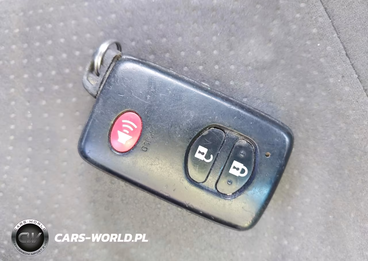 2011 Toyota Prius Two VIN:JTDKN3DU7B0285887 - 11