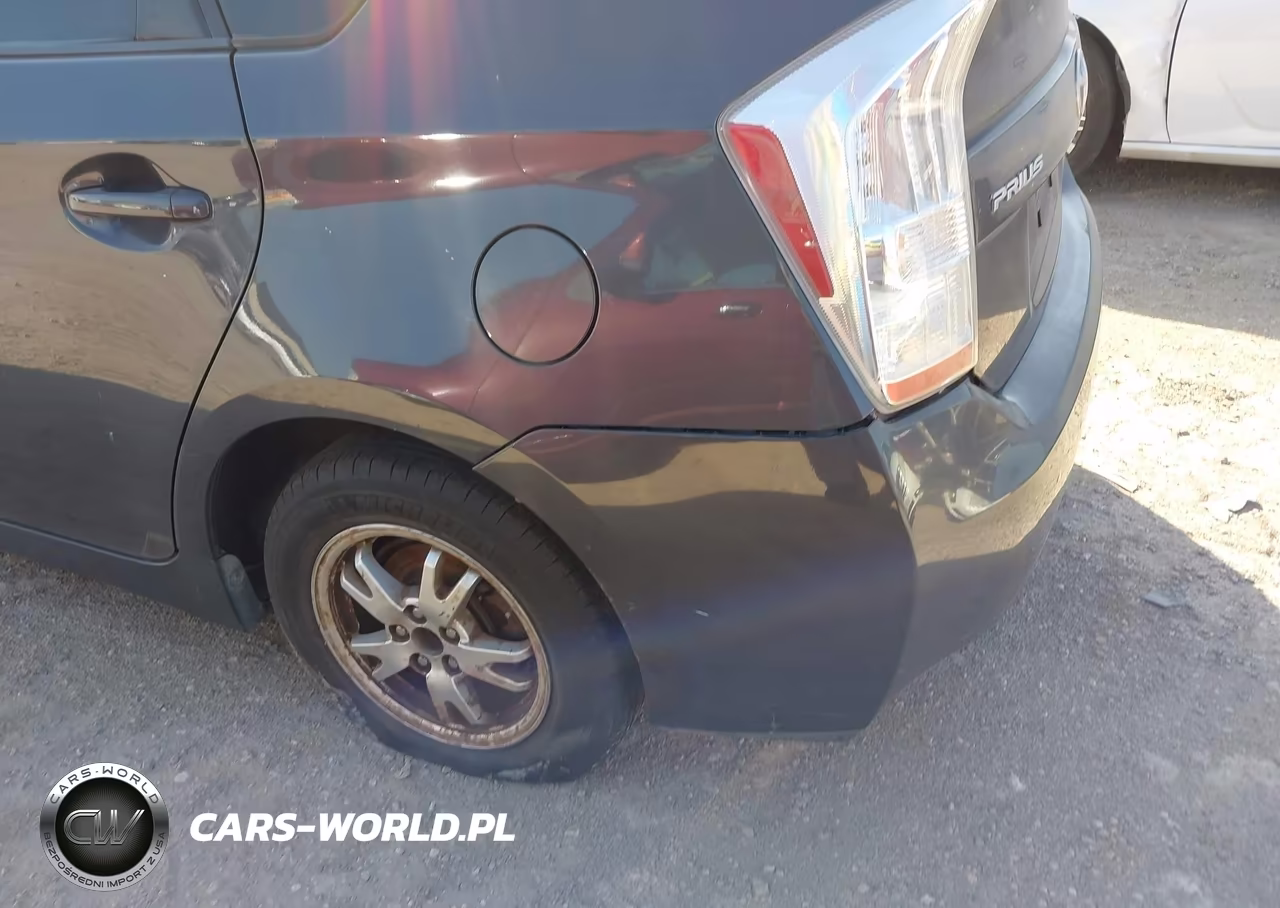 2011 Toyota Prius Two VIN:JTDKN3DU7B0285887 - 19