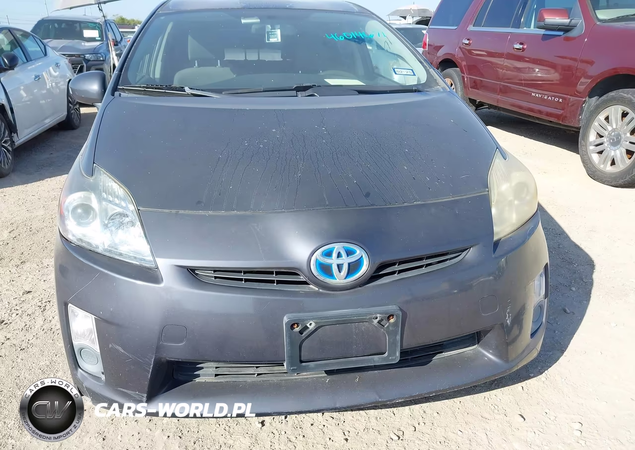 2011 Toyota Prius Two VIN:JTDKN3DU7B0285887 - 6