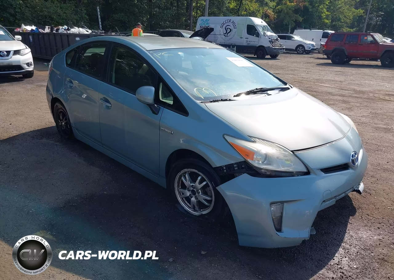 2013 Toyota Prius Three – zdjęcie 1 z 16