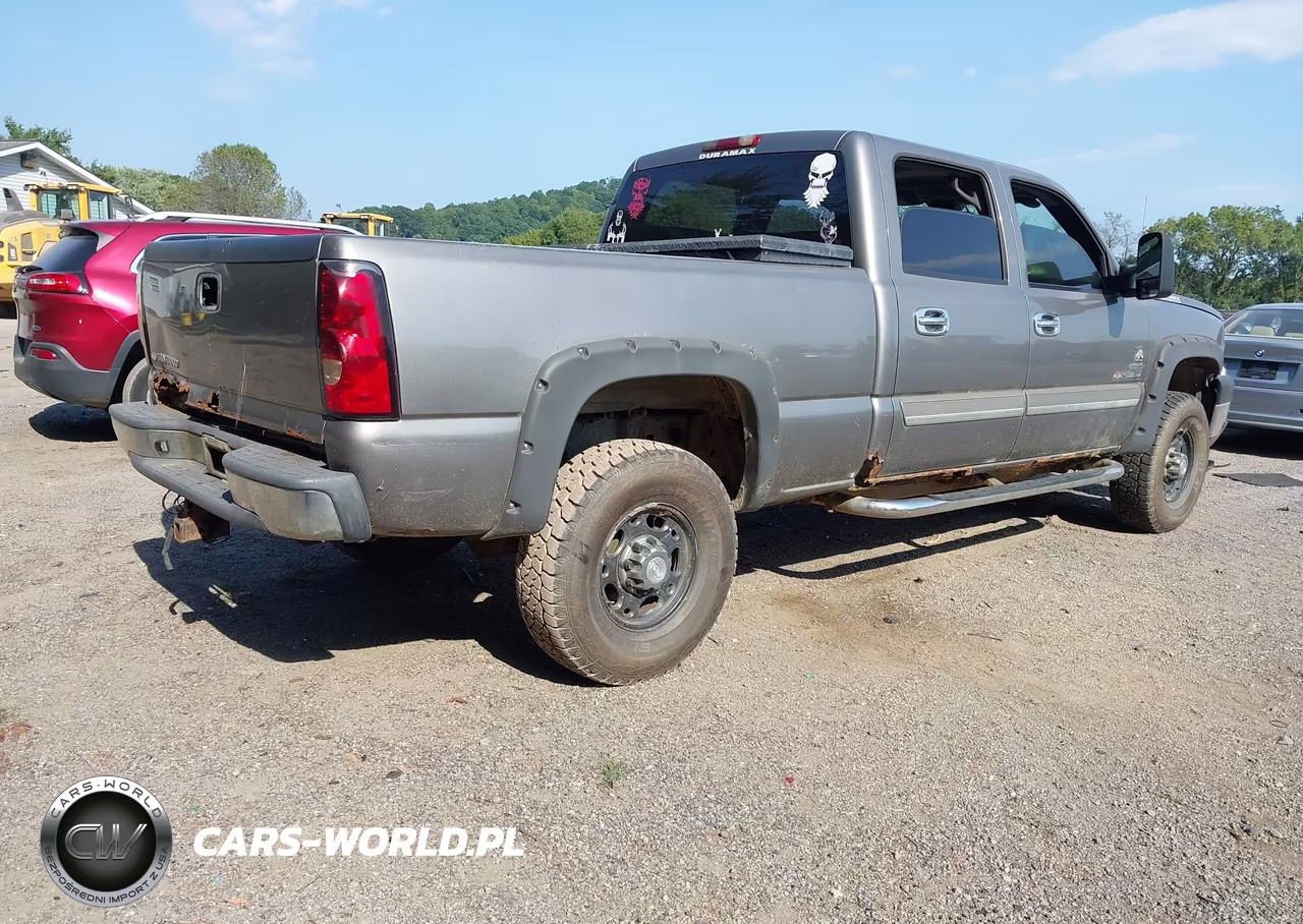 2007 Chevrolet Silverado 2500Hd Classic Lt3 VIN:1GCHK23D57F135098 - 4