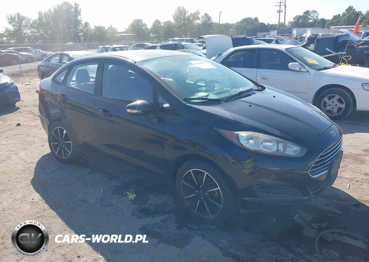 2015 Ford Fiesta Se VIN:3FADP4BJ4FM163563 - 1
