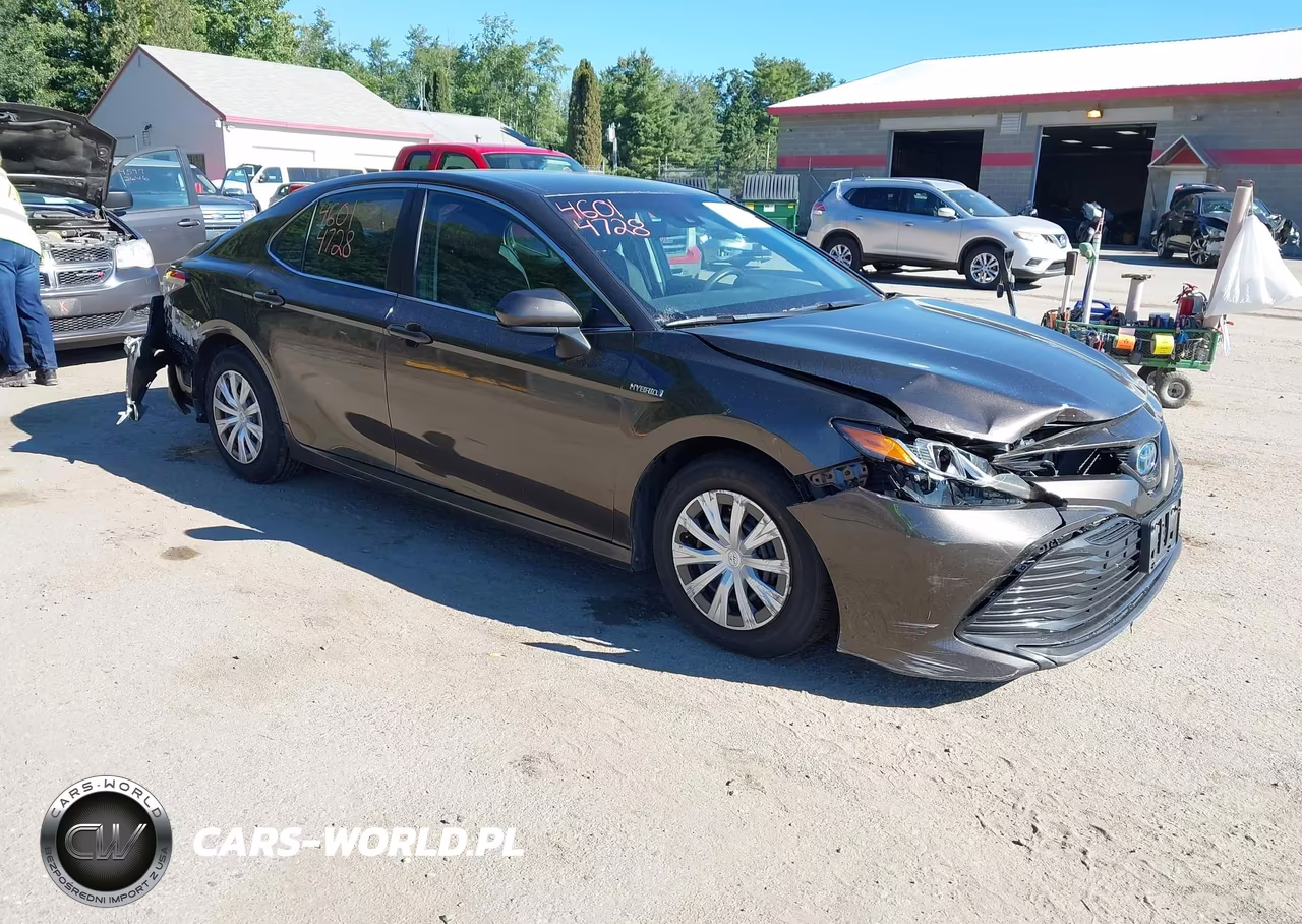 2018 Toyota Camry Hybrid Le – zdjęcie 1 z 16