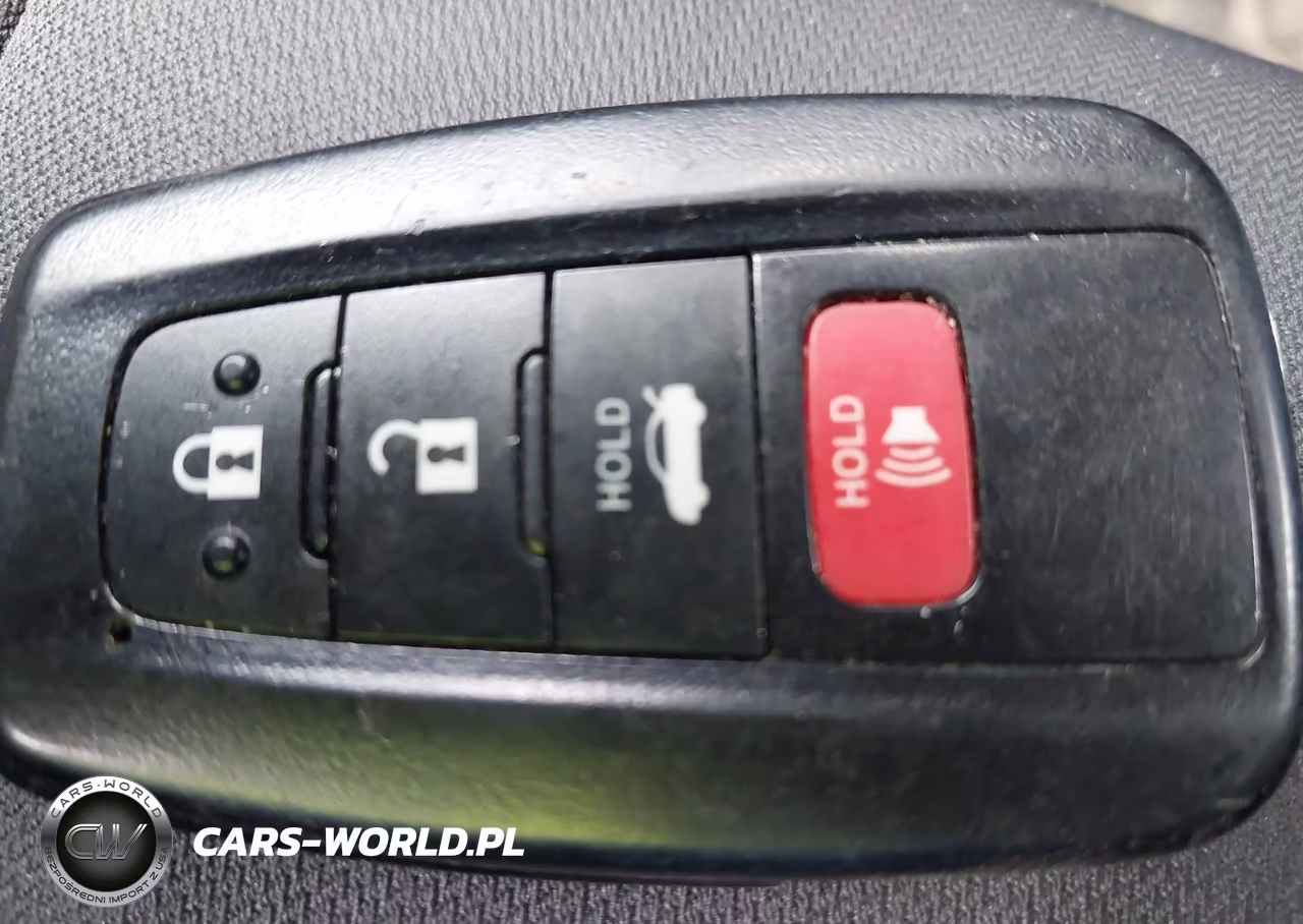2018 Toyota Camry Hybrid Le VIN:4T1B31HK8JU500909 - 11