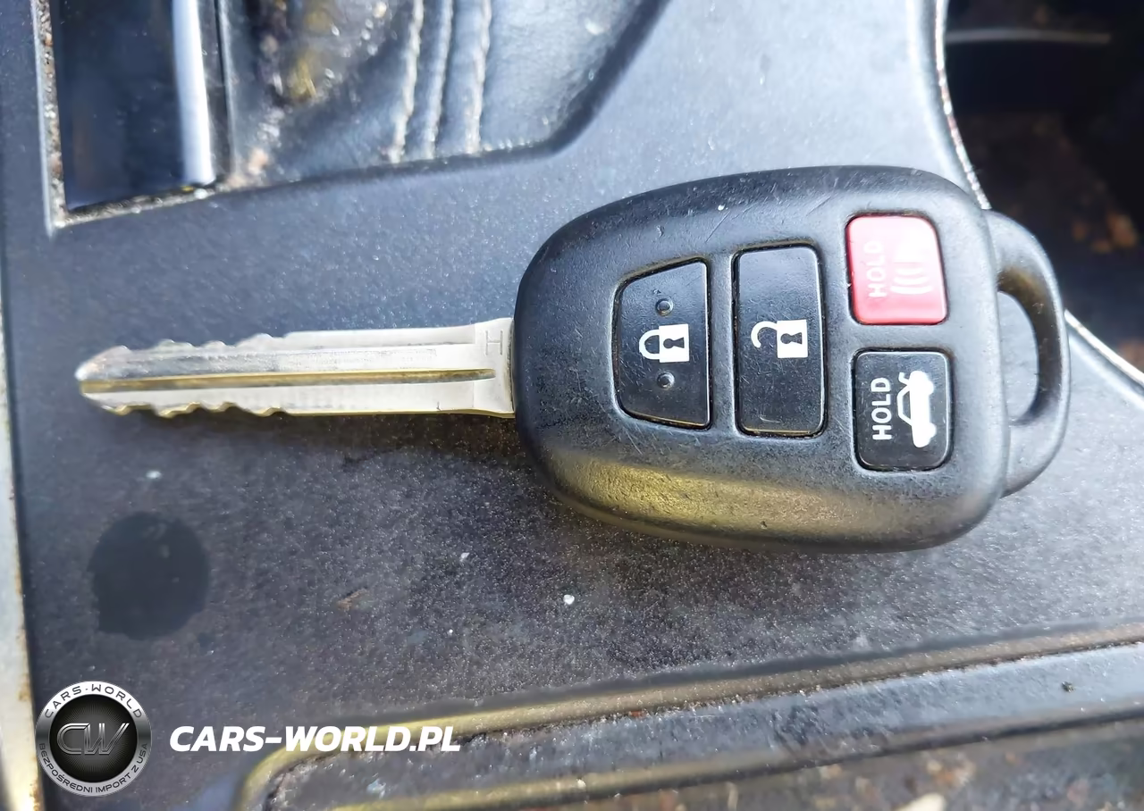 2015 Toyota Camry Le VIN:4T1BF1FK6FU106391 - 11