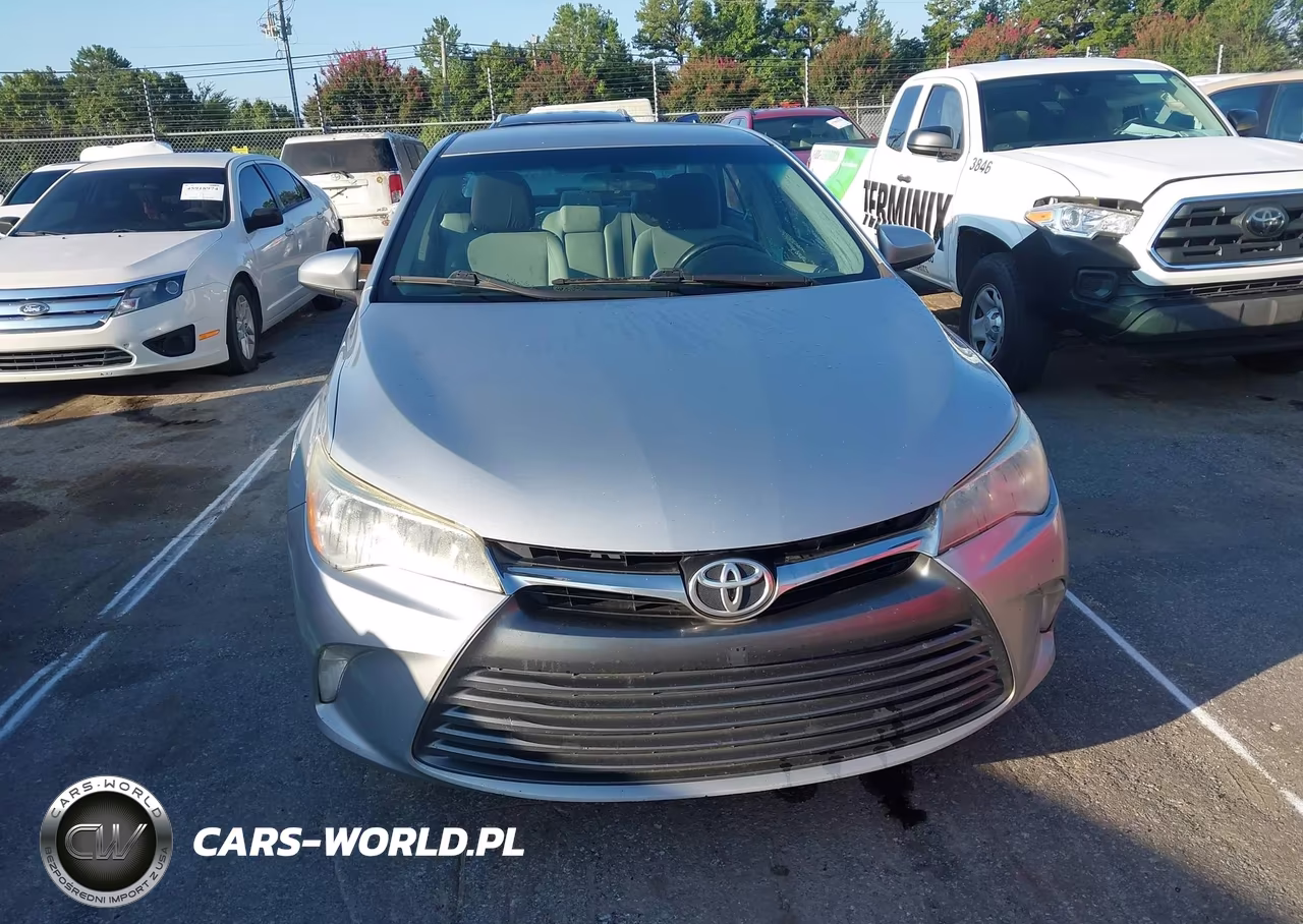 2015 Toyota Camry Le VIN:4T1BF1FK6FU106391 - 12