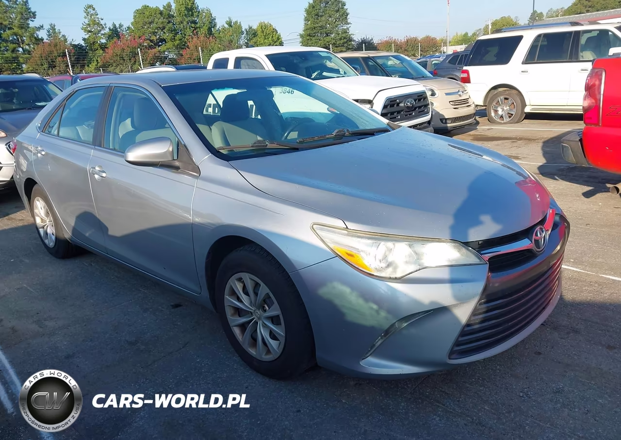 2015 Toyota Camry Le VIN:4T1BF1FK6FU106391 - 13