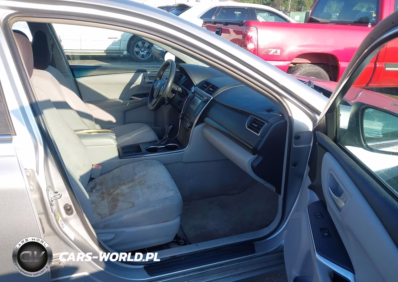 2015 Toyota Camry Le VIN:4T1BF1FK6FU106391 - 5