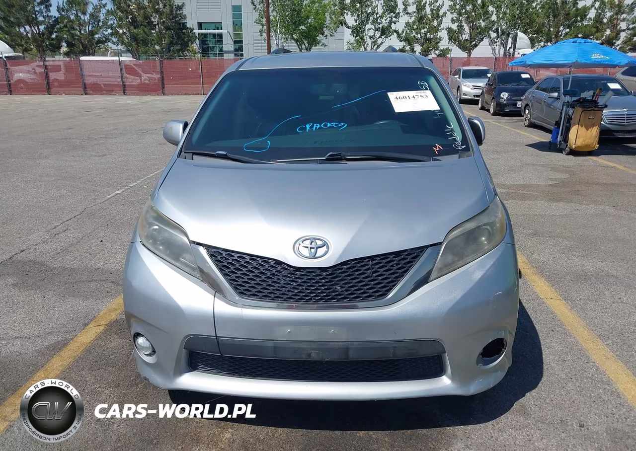 2017 Toyota Sienna Se 8 Passenger VIN:5TDXZ3DC5HS873360 - 12
