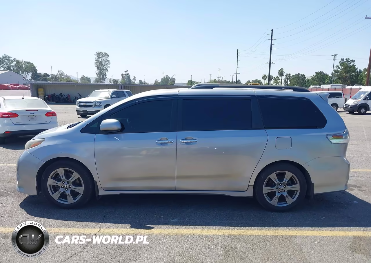 2017 Toyota Sienna Se 8 Passenger VIN:5TDXZ3DC5HS873360 - 14