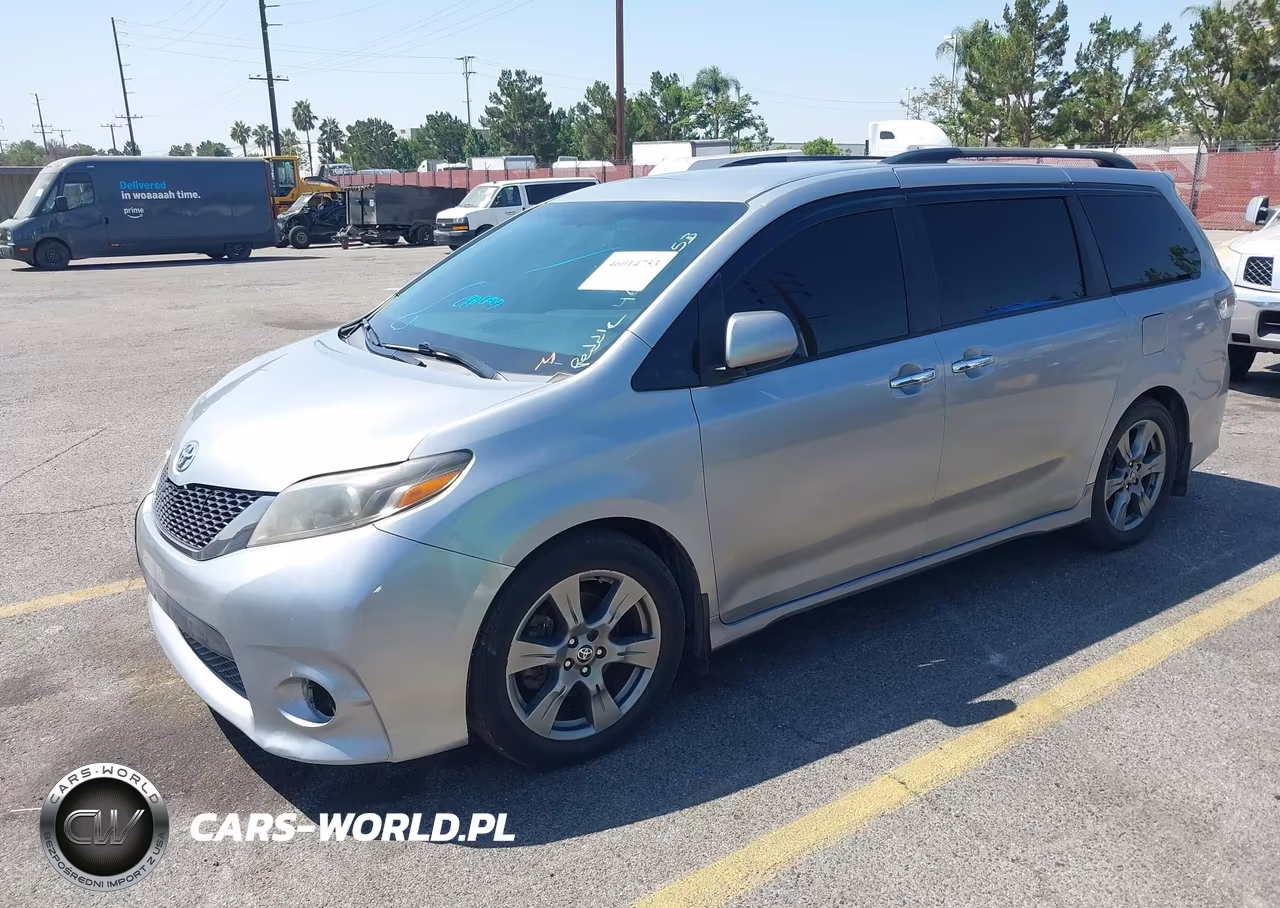 2017 Toyota Sienna Se 8 Passenger VIN:5TDXZ3DC5HS873360 - 2