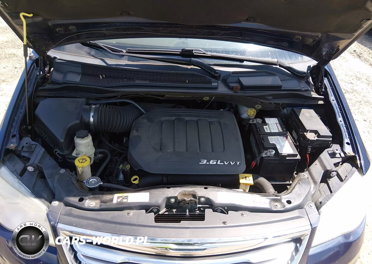 2013 Chrysler Town & Country Touring VIN:2C4RC1BG5DR661257 - 10