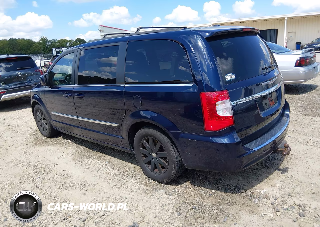 2013 Chrysler Town & Country Touring VIN:2C4RC1BG5DR661257 - 3