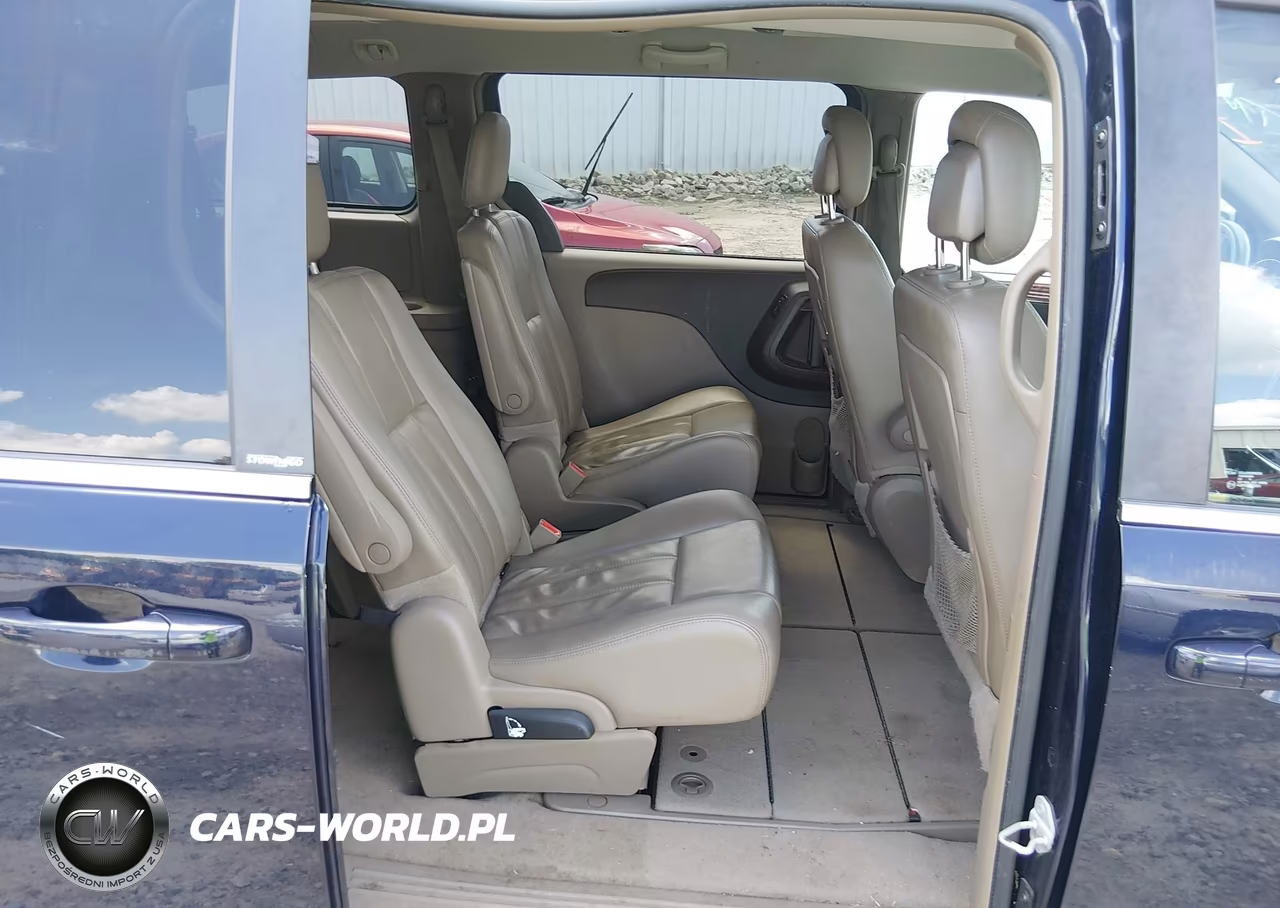 2013 Chrysler Town & Country Touring VIN:2C4RC1BG5DR661257 - 8