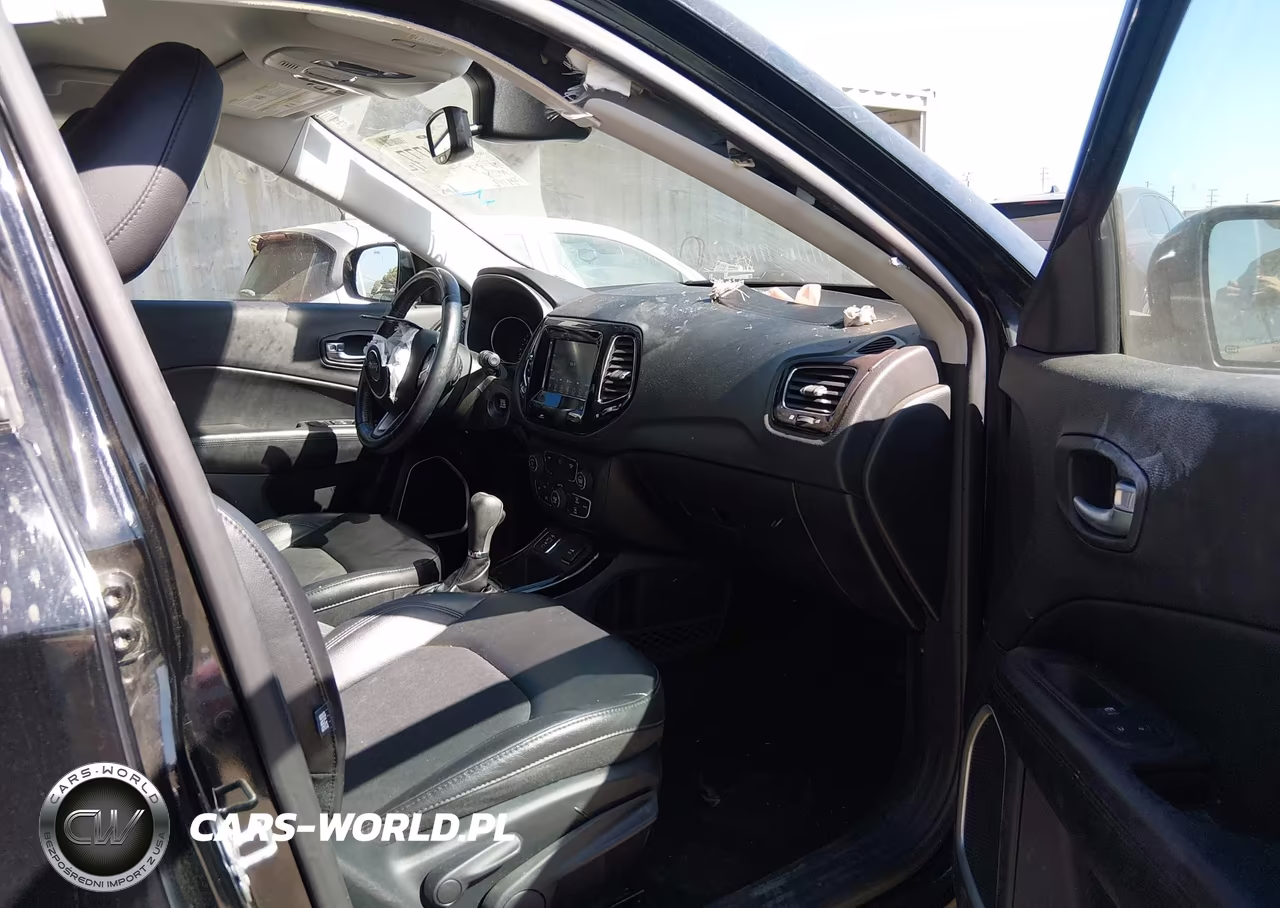 2019 Jeep Compass Altitude Fwd VIN:3C4NJCBB4KT706719 - 5