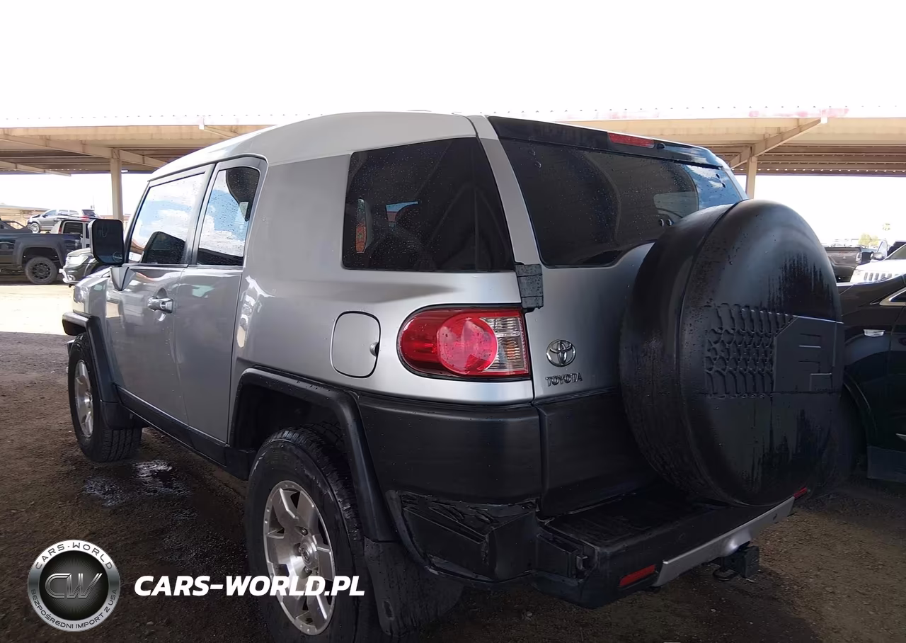 2007 Toyota Fj Cruiser VIN:JTEZU11F470014526 - 3