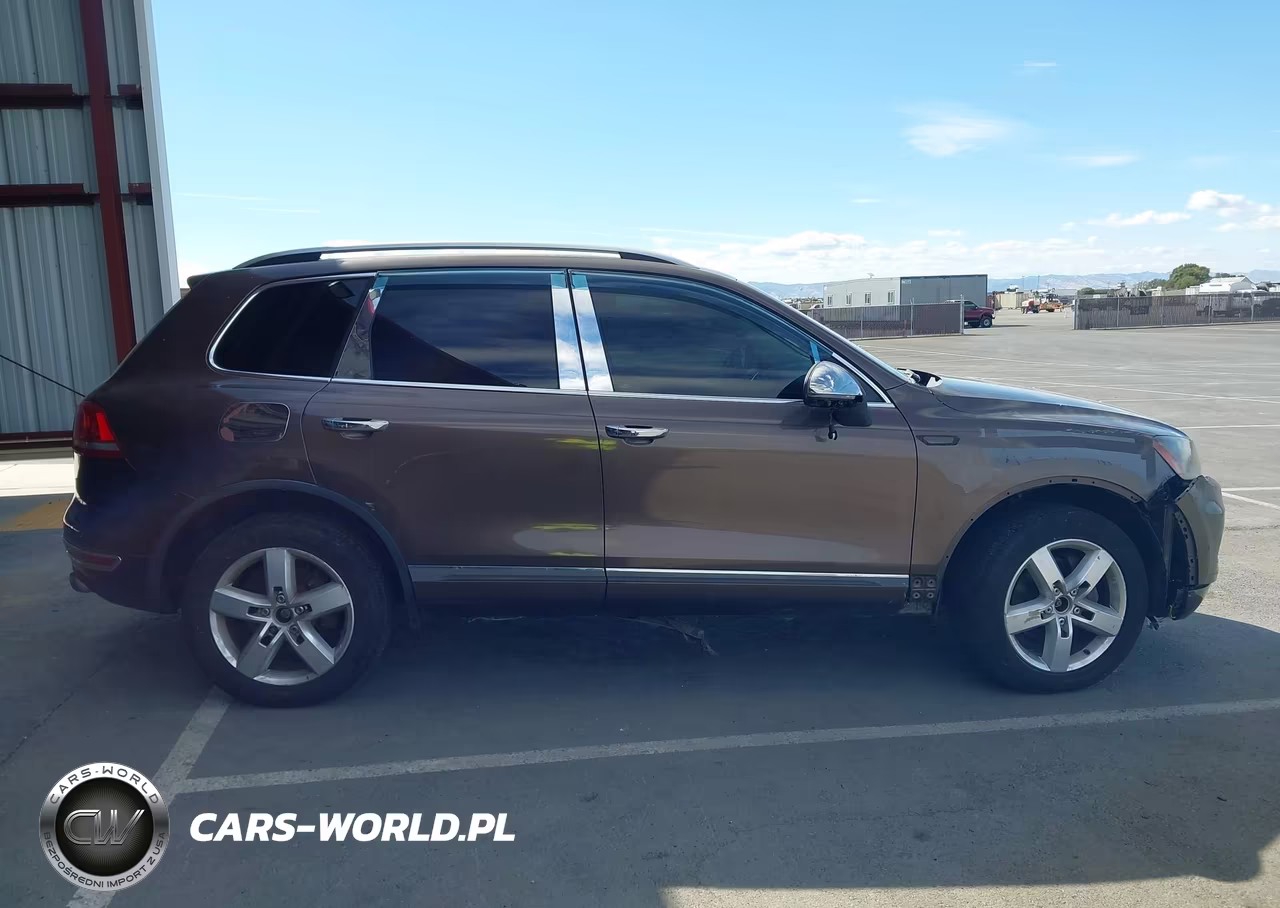 2011 Volkswagen Touareg Tdi Lux VIN:WVGFK9BP4BD003848 - 13