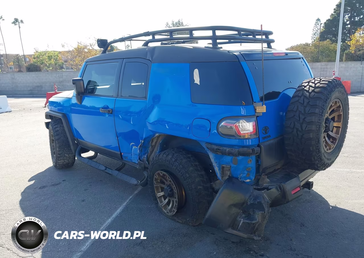 2007 Toyota Fj Cruiser VIN:JTEZU11F870004162 - 3