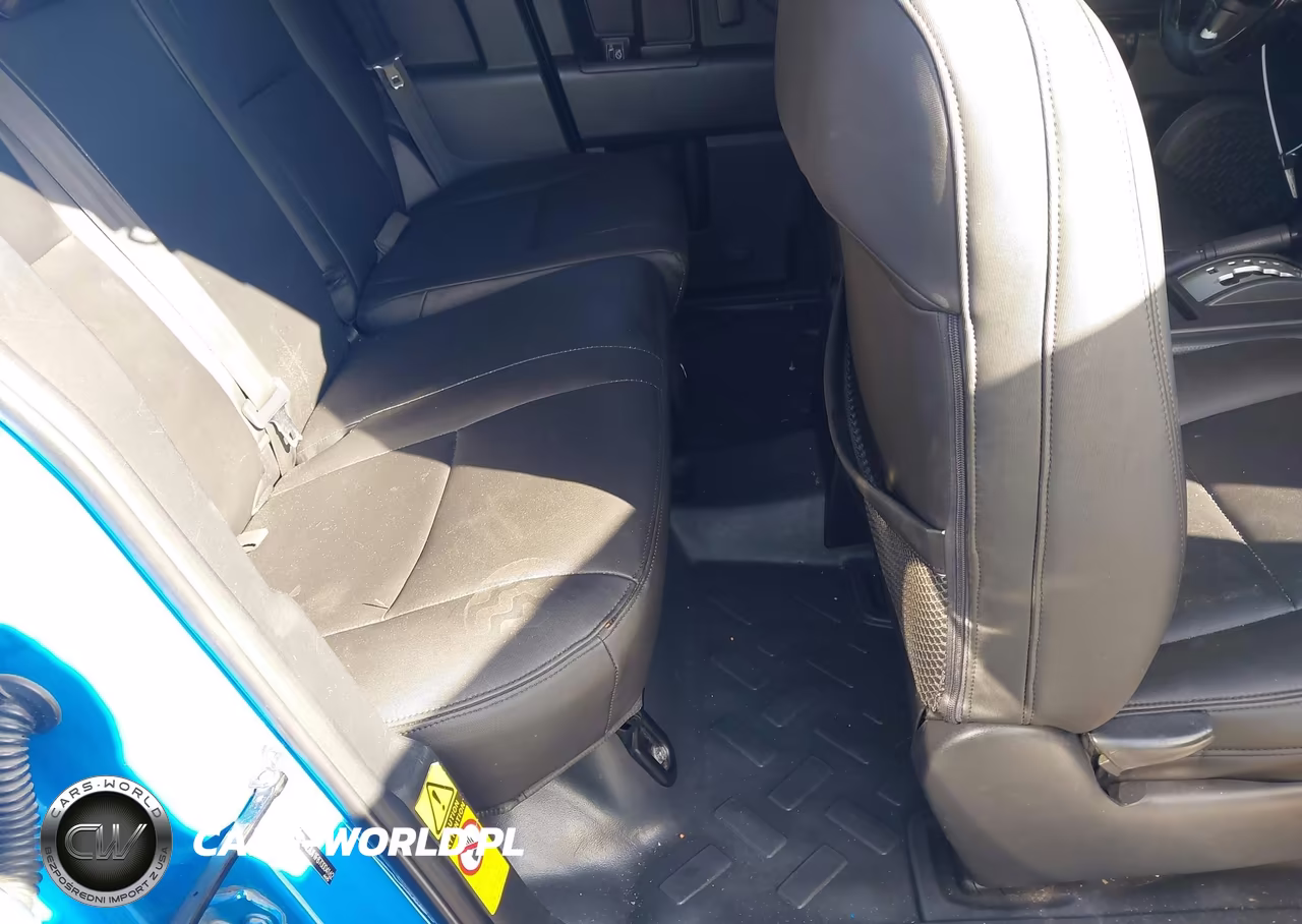 2007 Toyota Fj Cruiser VIN:JTEZU11F870004162 - 8