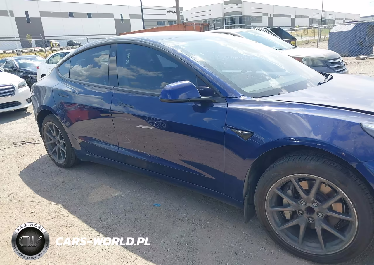 2018 Tesla Model 3 Long Range-Mid Range VIN:5YJ3E1EA2JF004253 - 12