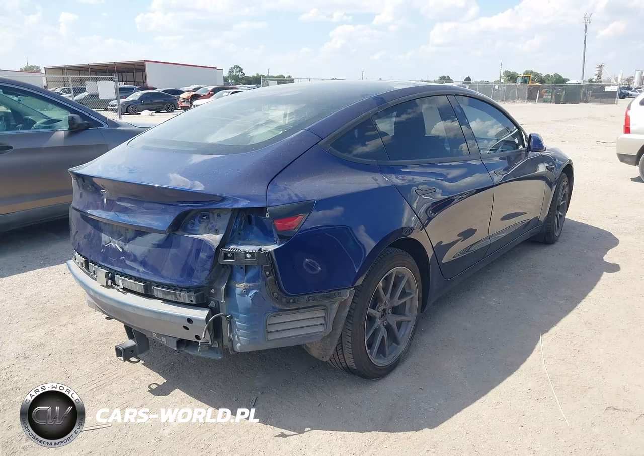 2018 Tesla Model 3 Long Range-Mid Range VIN:5YJ3E1EA2JF004253 - 4