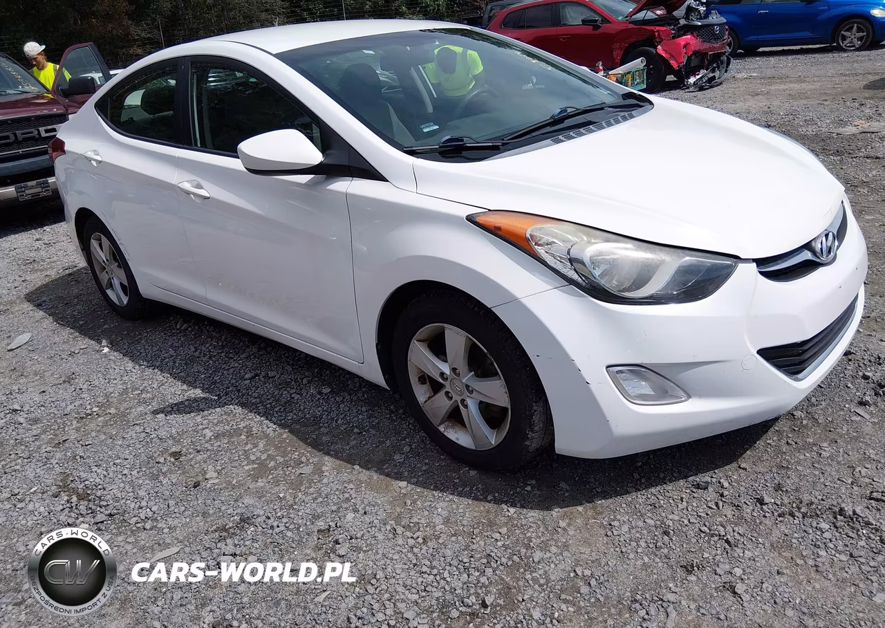 2013 Hyundai Elantra Gls VIN:5NPDH4AE0DH409054 - 13