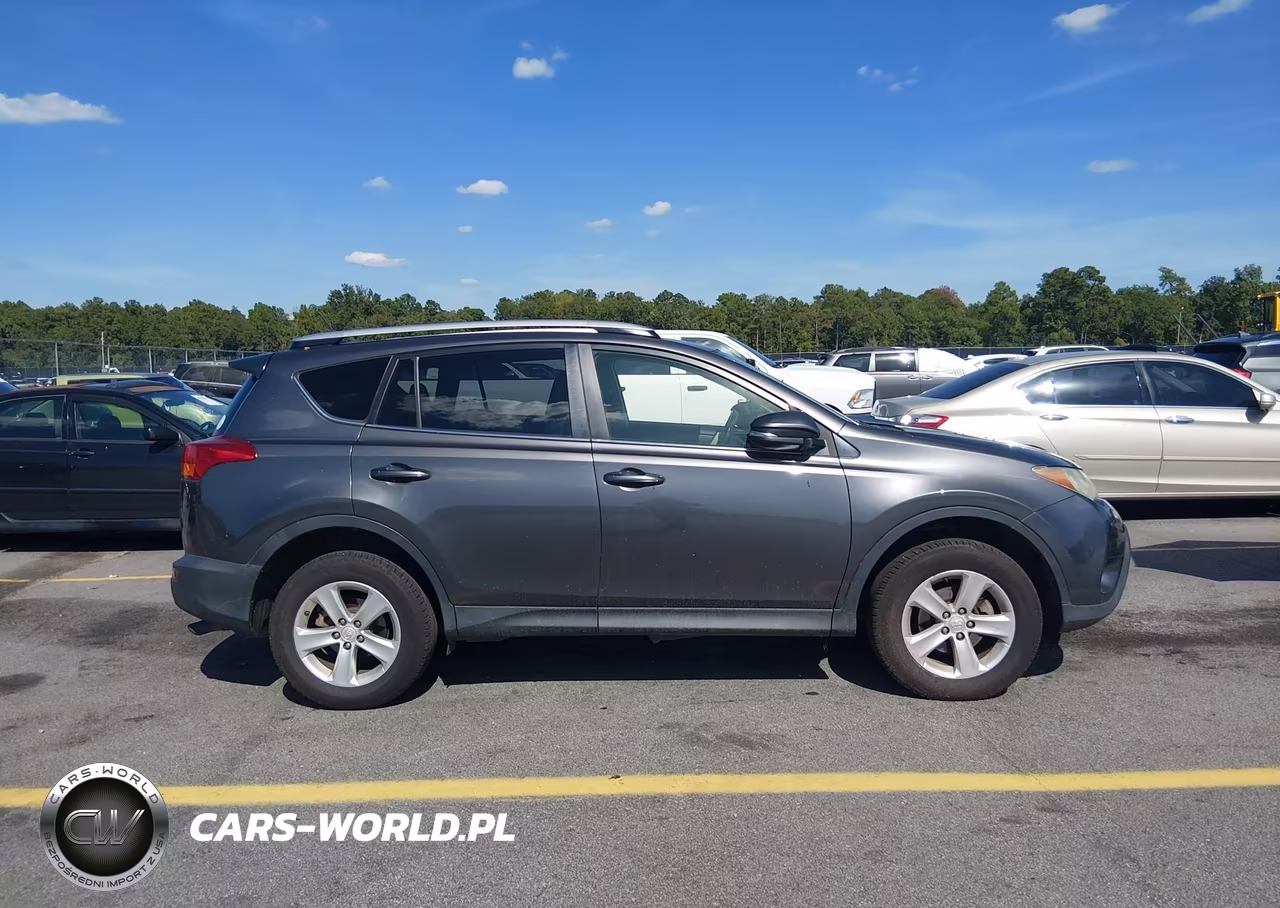 2014 Toyota Rav4 Xle VIN:JTMWFREV3EJ008323 - 13