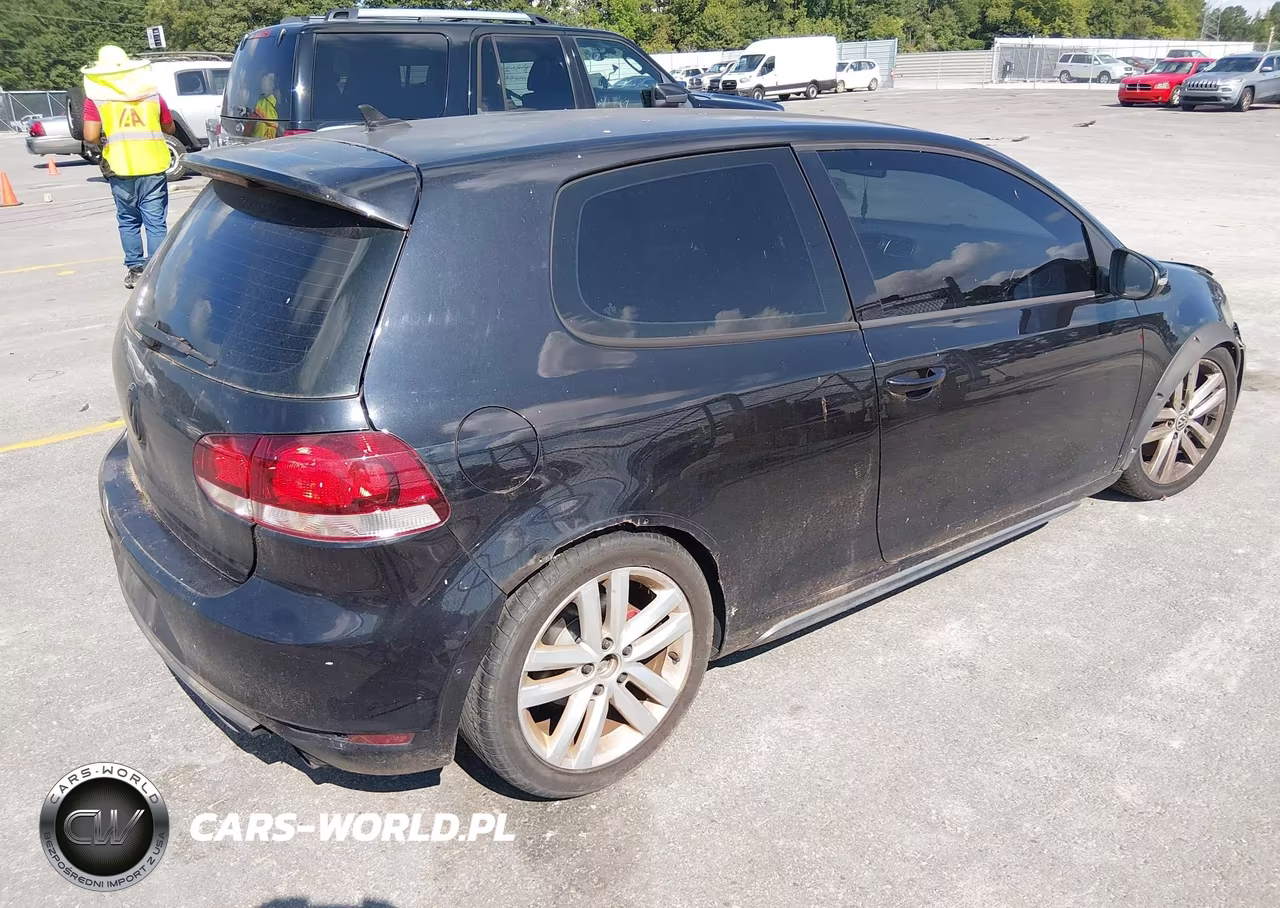 2011 Volkswagen Gti 2-Door VIN:WVWEV7AJ5BW026021 - 4