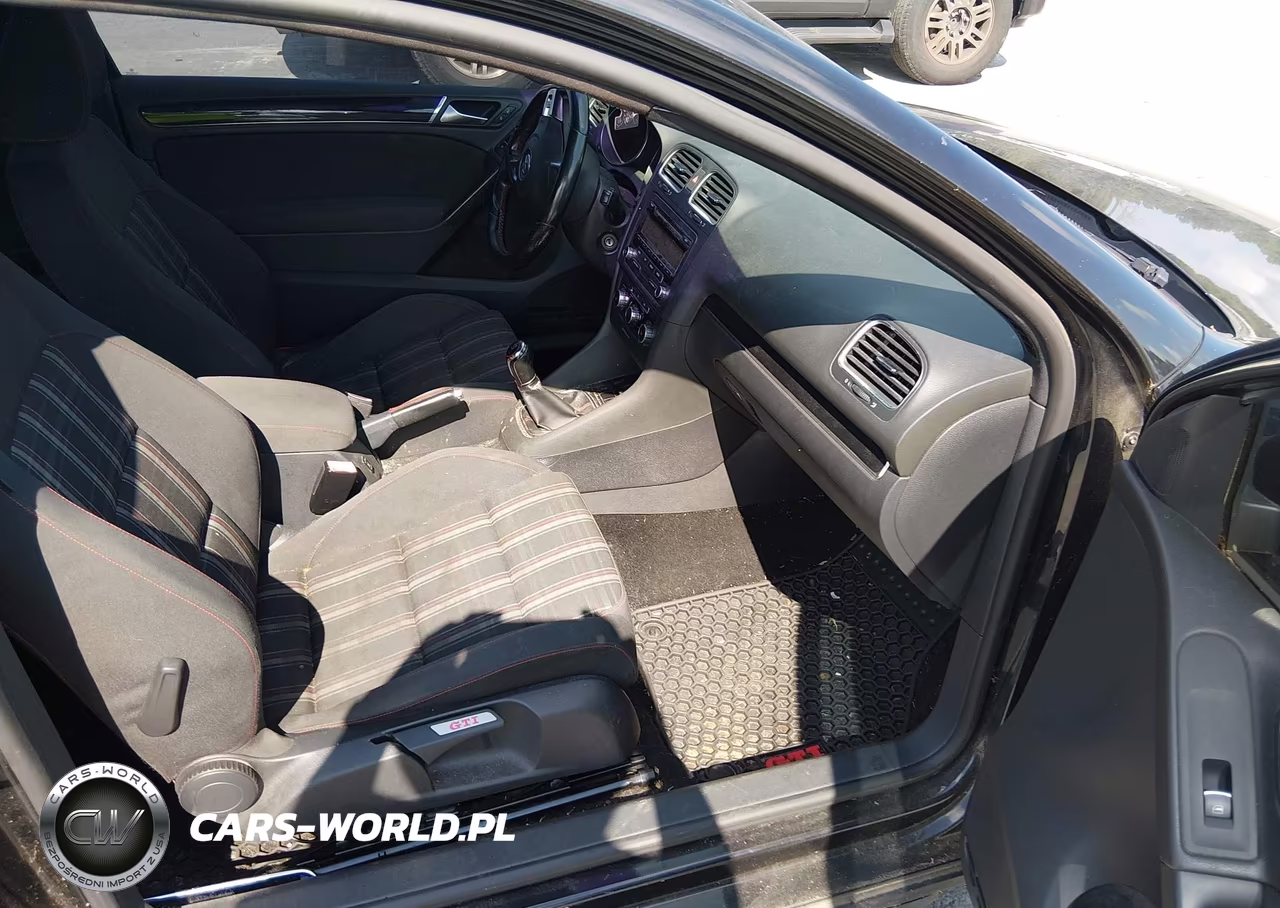 2011 Volkswagen Gti 2-Door VIN:WVWEV7AJ5BW026021 - 5