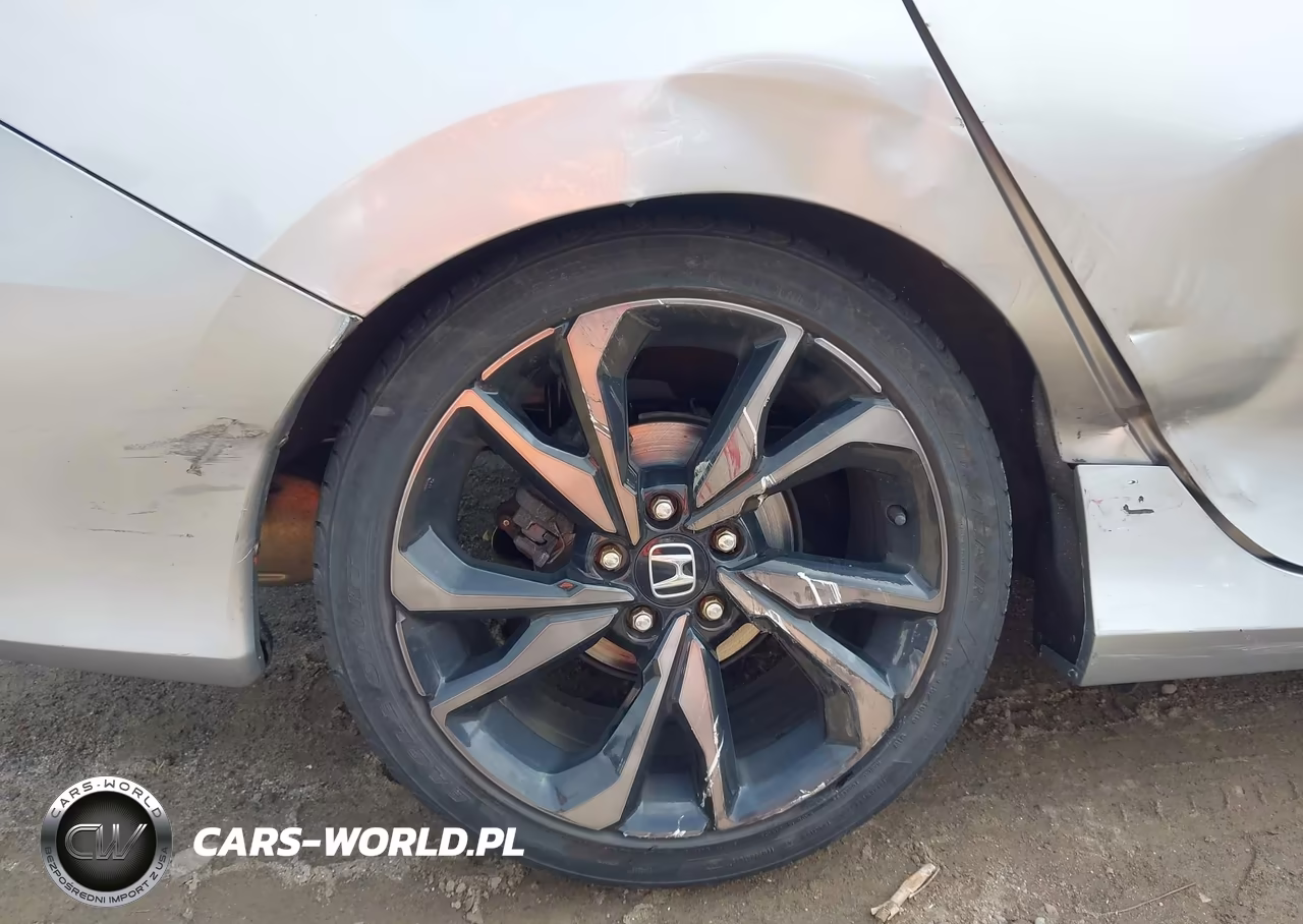 2019 Honda Civic Sport VIN:19XFC2F82KE200835 - 17