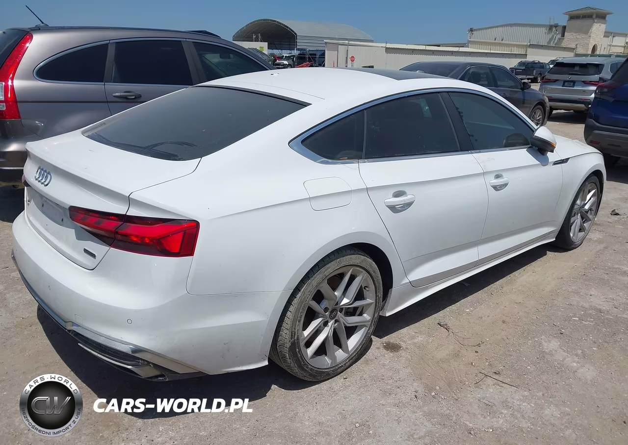 2023 Audi A5 Sportback Premium Plus 45 Tfsi S Line Quattro S Tronic VIN:WAUFACF59PA043054 - 4