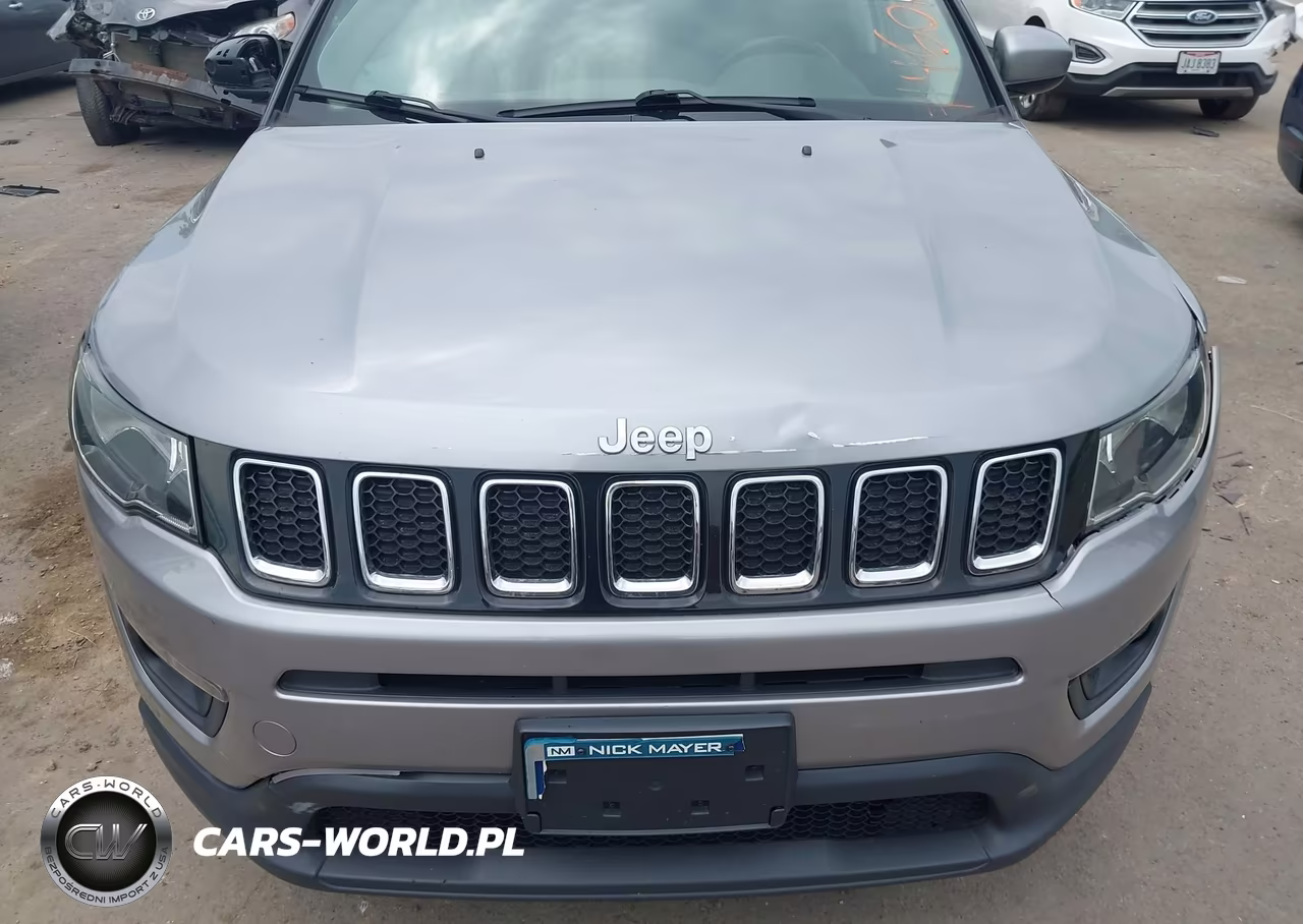 2018 Jeep Compass Latitude VIN:3C4NJCBB9JT263238 - 17